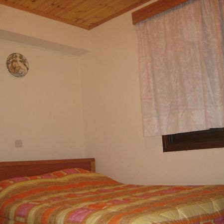 Flora'S House Vila Spilia Exterior foto